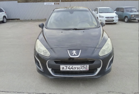 Peugeot 308 5d, 2012 года с пробегом 201 000 км