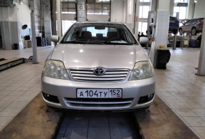 Toyota Corolla IX E120, 2006 года с пробегом 349 000 км