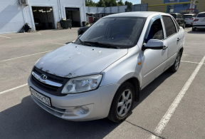 LADA Granta седан, 2012 года с пробегом 183 894 км