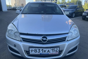 Opel Astra H Sedan, 2013 года с пробегом 180 000 км