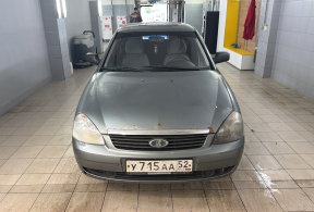 LADA Priora седан, 2007 года с пробегом 70 000 км