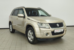 Suzuki Grand Vitara II 5D, 2011 года с пробегом 288 244 км
