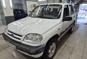 Chevrolet NIVA, 2003 года с пробегом 143 000 км