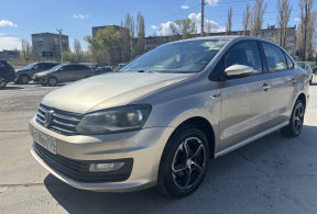 Volkswagen Polo V Sedan, 2015 года с пробегом 120 797 км