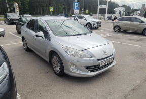 Peugeot 408 I, 2016 года с пробегом 154 142 км