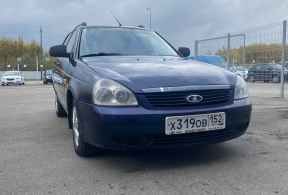 LADA Priora универсал, 2011 года с пробегом 146 000 км