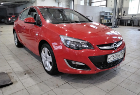Opel Astra J Hatch. 3 dr, 2013 года с пробегом 1 км
