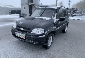 Chevrolet NIVA, 2013 года с пробегом 121 000 км