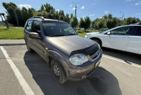 Chevrolet NIVA NIVA, 2013 года с пробегом 126 000 км