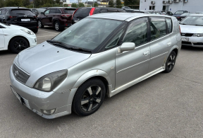 Toyota Opa, 2001 года с пробегом 299 999 км