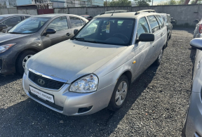 LADA Priora универсал, 2013 года с пробегом 196 292 км