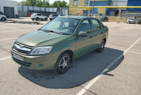 LADA Granta седан, 2013 года с пробегом 101 626 км