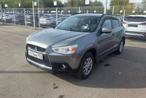 Mitsubishi ASX, 2011 года с пробегом 254 000 км