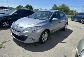Renault Megane III Hatchback, 2009 года с пробегом 240 050 км