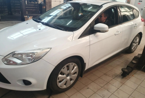 Ford Focus III Hatch, 2012 года с пробегом 202 636 км